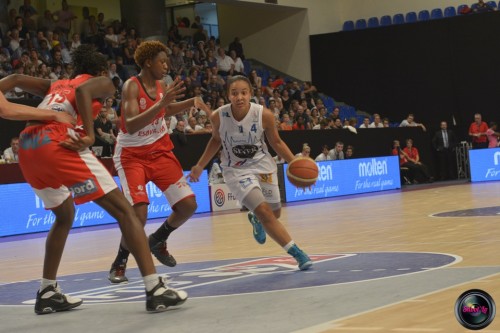 LFB_2014-2015_Carmen GUZMAN 5 (Basket Landes) vs. Villeneuve d'Ascq_Laury MAHE