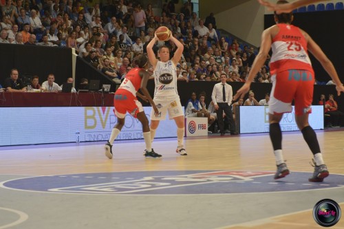 LFB_2014-2015_Marion LABORDE 2 (Basket Landes) vs. Villeneuve d'Ascq_Laury MAHE