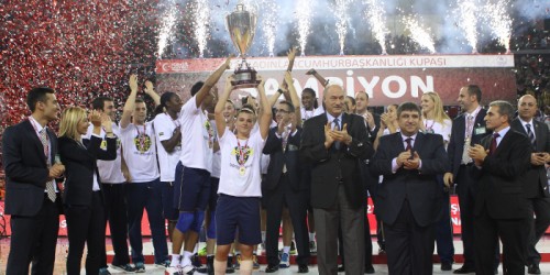 Turquie_2014-2015_Fenerbahce vainqueur coupe du Président de la République_TBF