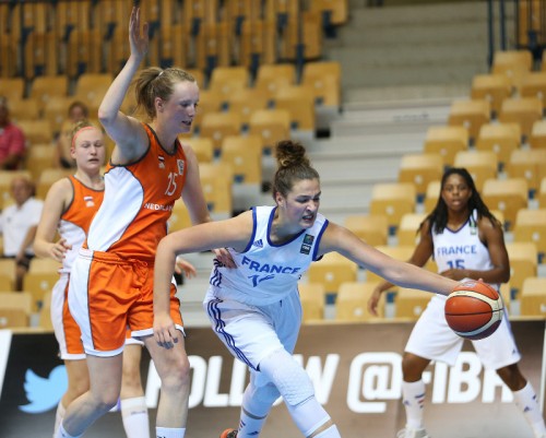 EuroU18_Alexia CHARTEREAU (France)_FIBA-Ales Fevzer