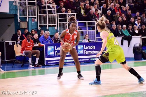 LFB_2015-2016_Esther NIAMKE (Lyon) @Hainaut Basket_Thibaut LASSER