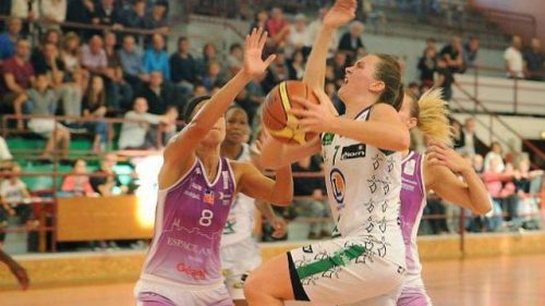Ligue 2_2015-2016_Kelly CORRE (Landerneau B. B.)_Loïc L'HUILLIER