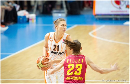 Russie_2013-2014_Anna PETRAKOVA (Ekaterinbourg)_Youlia FEDOSSEEVA