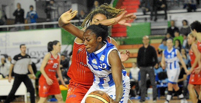 Espagne : Bernice MOSBY à Gernika