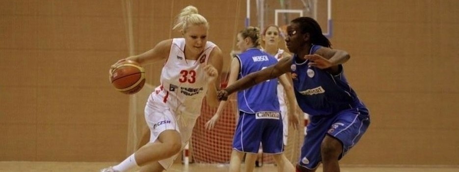 NF1 : Zaneta DUSKOVA à Argenton, Laurence CAYOT nouvelle coach de La Tronche-Meylan