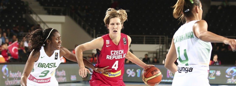 Jana VESELA en Australie ou au Brésil ?