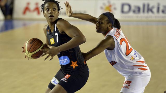 LFB : Endéné MIYEM (Bourges) à l’entrainement le 30 décembre