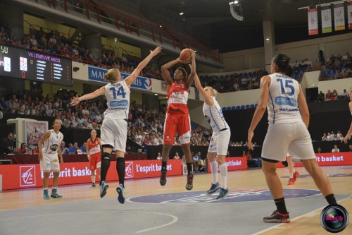 LFB_2014-2015_Fatimatou SACKO 1 (Villeneuve d'Ascq) vs. Basket Landes_Laury MAHE
