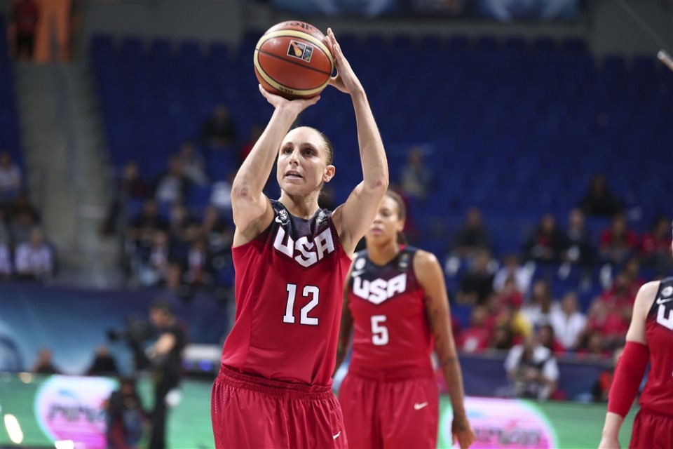 Diana TAURASI devrait prendre sa retraite internationale après les prochains J. O.