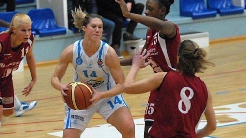NF1 B 1415 - Nadja Morgan (Rennes) - Ouest France