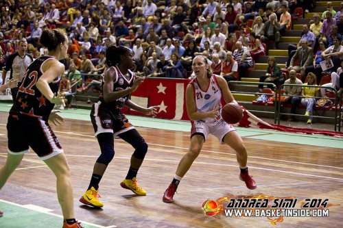 Italie_2014-2015_Kayla PEDERSEN (Lucca)_Andrea SIMI