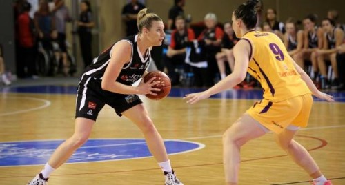 2014-2015_Mia NEWLEY (Townsville)
