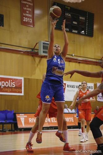 Espagne_2014-2015_Rita MONTENEGRO (Bembibre) @Rivas Ecopolis_Alba PACHECO