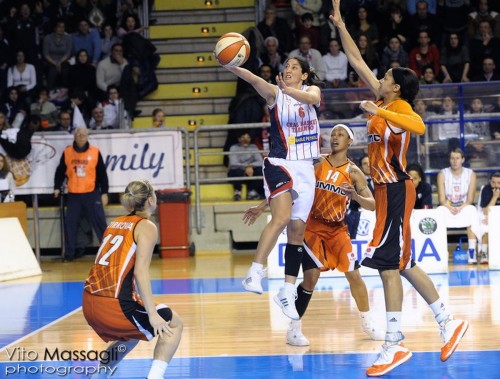 Italie_2010-2011_Michelle GRECO (Tarente)_Vito MASSAGLI