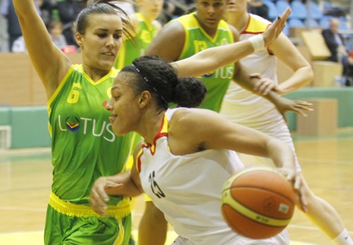 Turquie_2014-2015_Marissa COLEMAN (Edirnespor) vs. Istanbul Univ._jwsbasketball.org