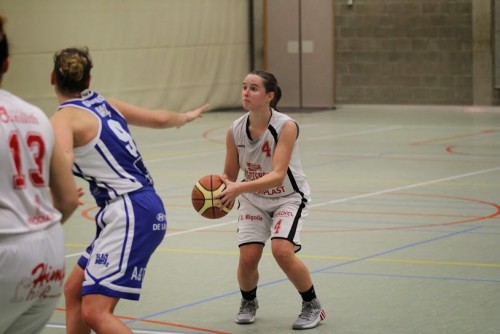 Belgique_2014-2015_Inge MEYLEMANS (Waregem) vs. Boom_Eddy LIPPENS