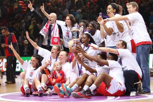 Villeneuve Champion Marie BOUREY