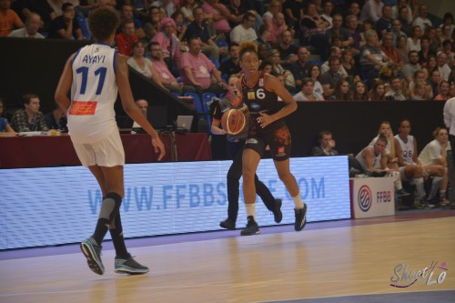 Match des champions_2014-2015_Diandra TCHATCHOUANG (Bourges) vs. Montpellier 2_Laury MAHE