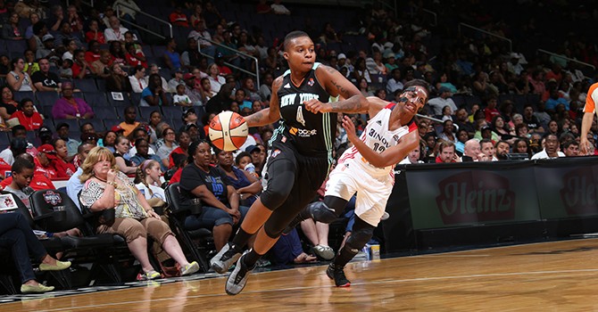 WNBA : Natasha LACY coupée par New York
