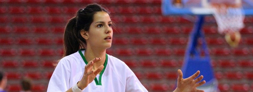 Espagne : Caroline ESPARCIA prolonge à Mann-Filter