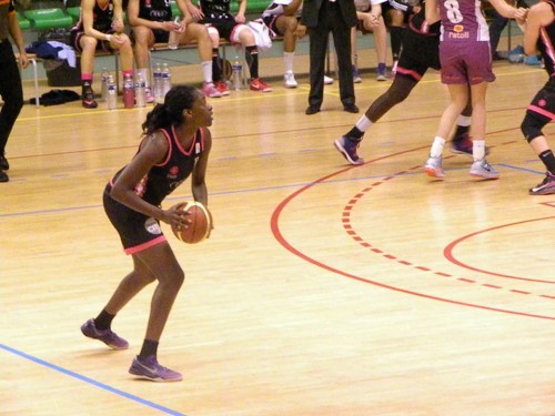 LFB_2013-2014_Maud MEDENOU (Toulouse)_Benjamin BONNEAU