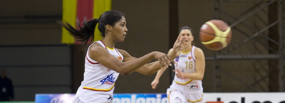 WNBA : San Antonio remplit encore son camp d’entrainement