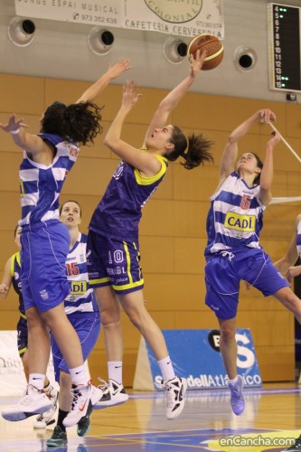 Espagne_2014-2015_Mireia VILA (U. Ferrol)_JOMA