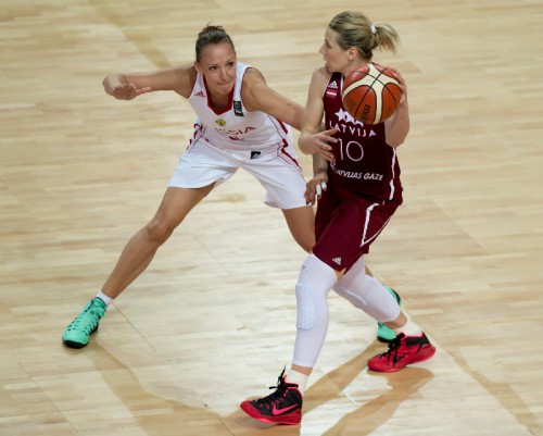 Euro 2015_Anete JEKABSONE-ZOGOTA (Lettonie) vs. Russie)_FIBA_CIAMILLO-CASTORIA_GIRGASZ