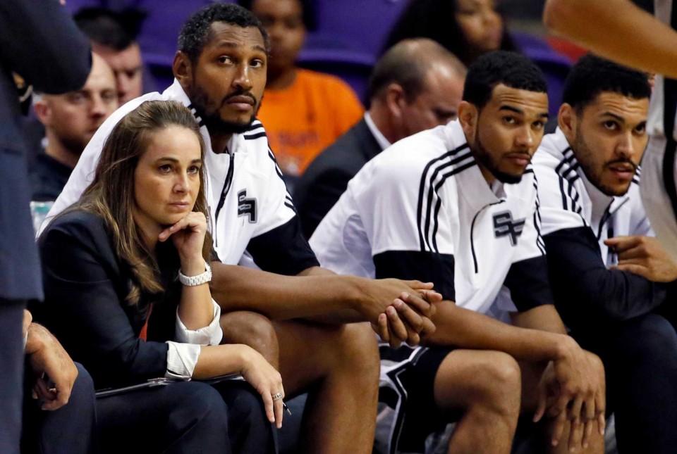 Becky HAMMON première femme coach en Summer League NBA