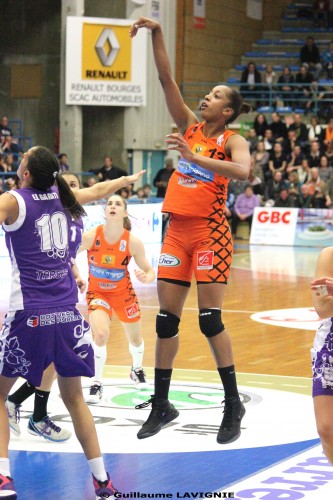 LFB_2012-2013_Stephany SKRBA (Bourges)_Guillaume LAVIGNIE