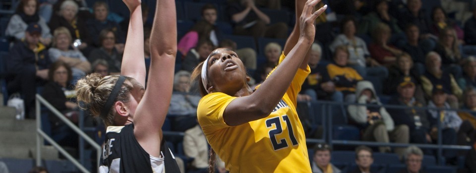 Italie : Reshanda GRAY à Battipaglia