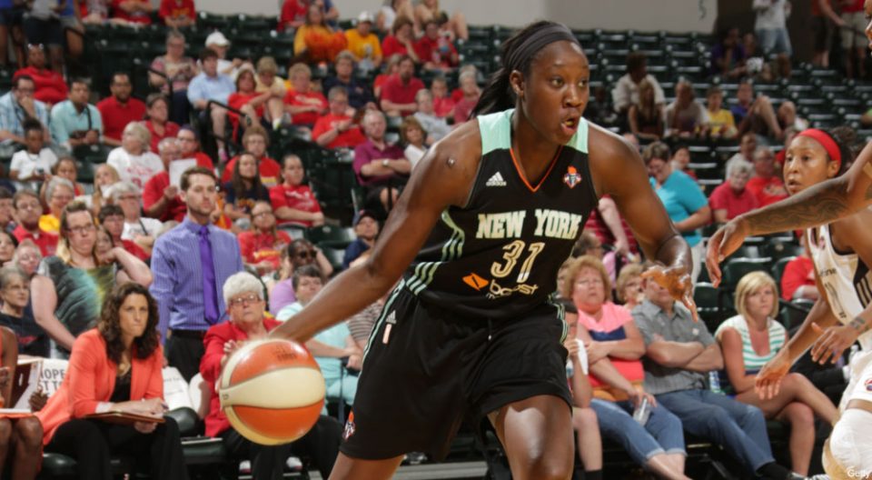 WNBA : Tina CHARLES part à Washington dans un échange tripartite