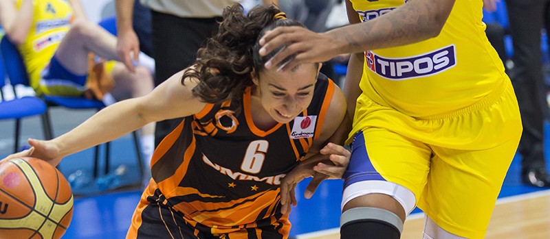 Espagne : Silvia DOMINGUEZ pour 2 saisons à Salamanque