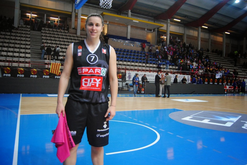 Espagne : Anna CARBO (Gérone) va être opérée du genou