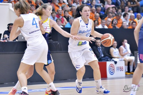 LFB_2015-2016_Isis ARRONDO (Nantes-Rezé) 11 vs. Calais_Laury MAHE