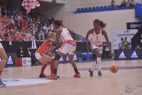 LFB_2015-2016_Johanne GOMIS (Villeneuve d'Ascq) 1 vs. Lyon_Laury MAHE