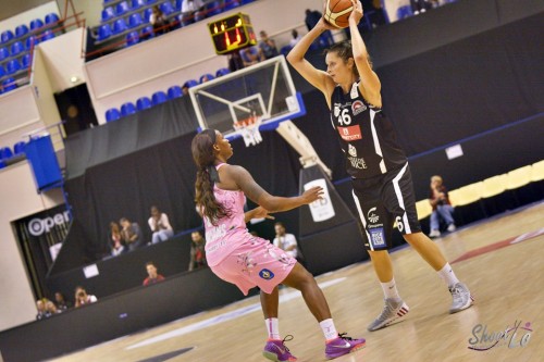 LFB_2015-2016_Romy BÄR (Nice) 7 vs. Arras_Laury MAHE