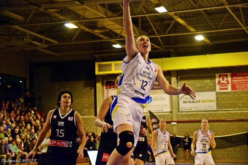 Euroligue_2015-2016_Ann WAUTERS (Braine) vs. Gérone_Thibaut LASSER