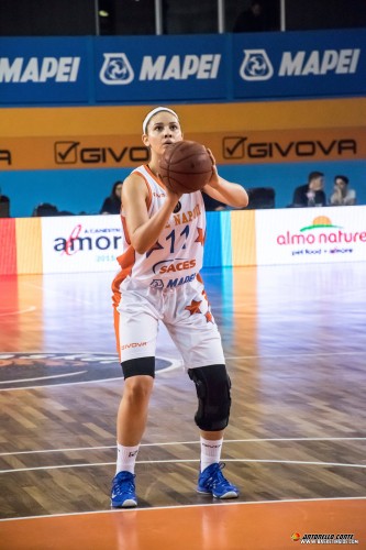 Eurocoupe_2015-2016_Natalie ACHONWA (Naples) vs. Valosun Brno_Antonello CONTE