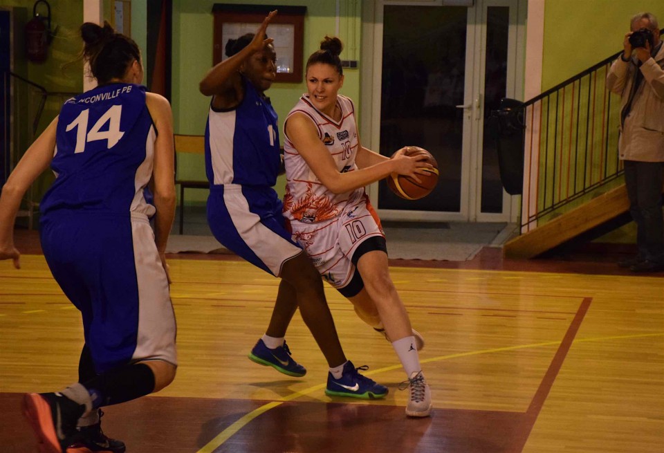 NF1 Poule A : Roanne tient le bon bout !!