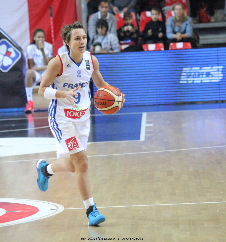 Les 12 Bleues alignées face au Monténégro