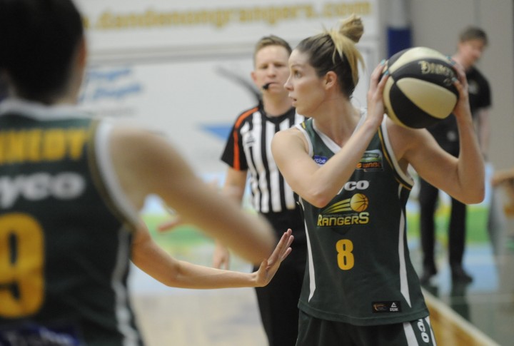 Australie : Dandenong prend le large devant un groupe de 4 clubs en lutte pour le podium.