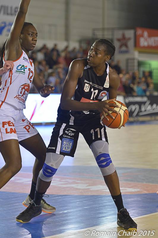 LFB : Djéné DIAWARA rejoint Lyon