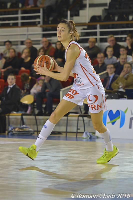 LFB : L’hommage de Romain L’HERMITTE et du public de Mondeville à Lysa MILLAVET