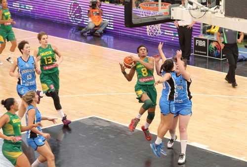Amér. du Sud 2016_Iziane CASTRO MARQUES (Brésil) vs. Uruguay_FIBA