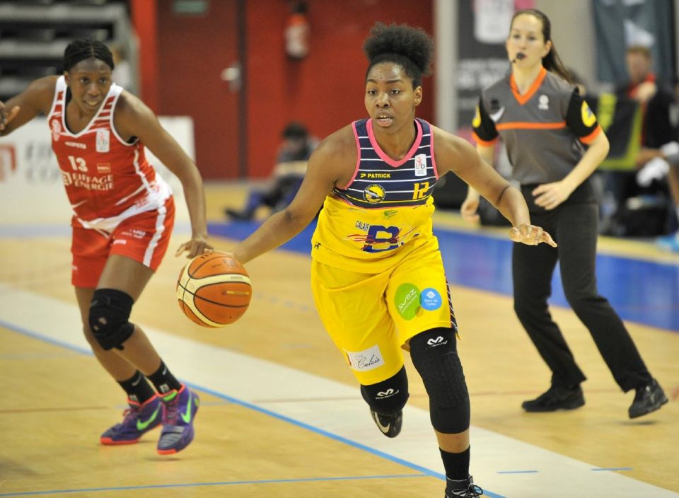 LFB : Marie-Bernadette MBUYAMBA signe au Hainaut Basket
