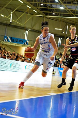 LFB_2015-2016_Shona THORBURN (Nantes-Rezé) vs. Charleville_Laury MAHE