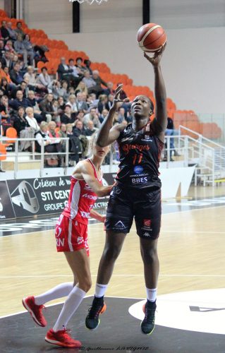 lfb_2016-2017_clarissa-dos-santos-bourges-vs-mondeville-2_guillaume-lavignie