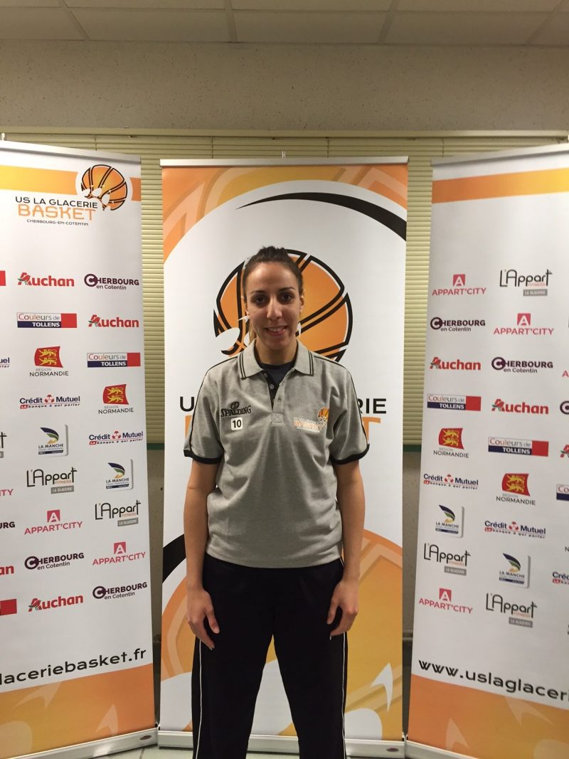 NF1 : La Glacerie recrute Sabrine BOUZENNA
