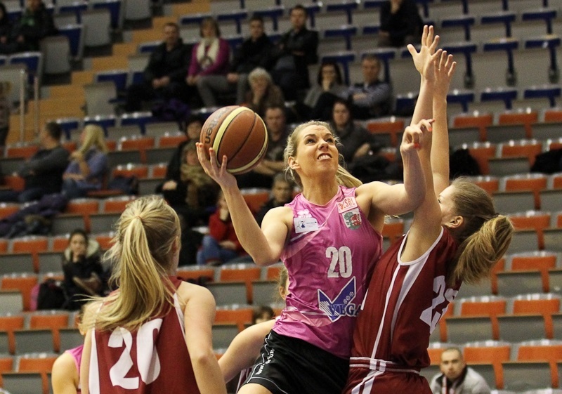 Belgique : Monceau recrute Alexandra STELFOX